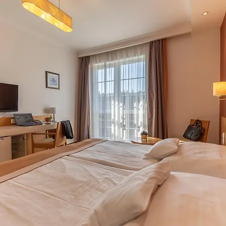 Otel City 3*